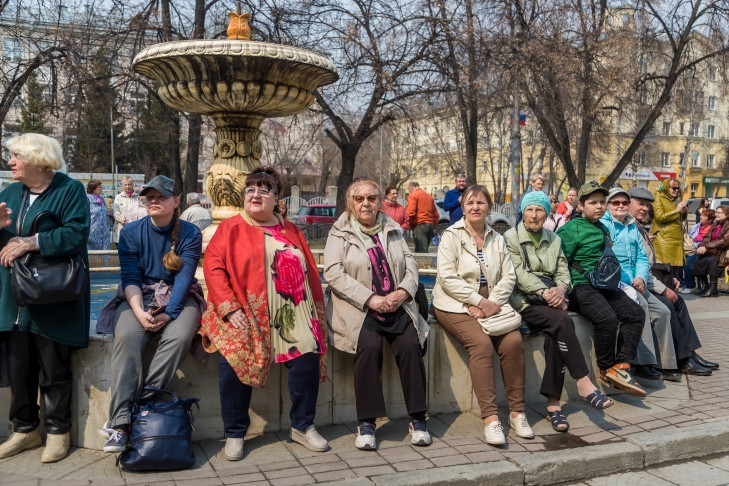 Об индексации и перерасчете пенсий работающим пенсионерам рассказали в Новосибирске