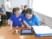 Родители и дети состязались в лего-конструировании в поселке под Новосибирском