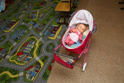 Воспитанница детсада сломала позвоночник на прогулке под Новосибирском