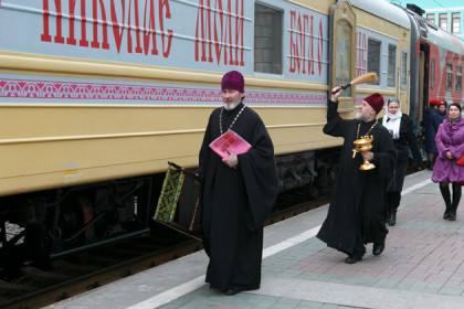 Автопоезд «За духовное возрождение России» прибыл в Кочковский район