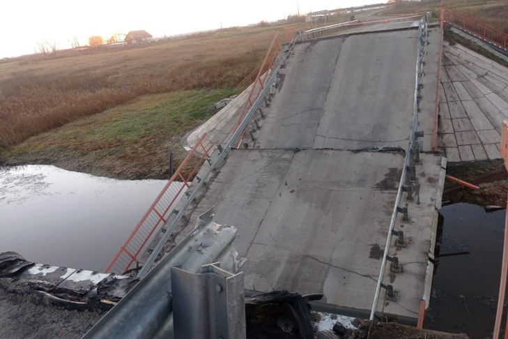 Уголовное дело об обрушении моста под Новосибирском начато по указанию главы СКР Бастрыкина