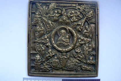 Старинную икону обнаружили в сумке пассажира рейса Новосибирск – Стамбул