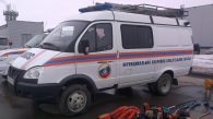 В Новосибирске спасатели помогли мужчине с отказавшими ногами