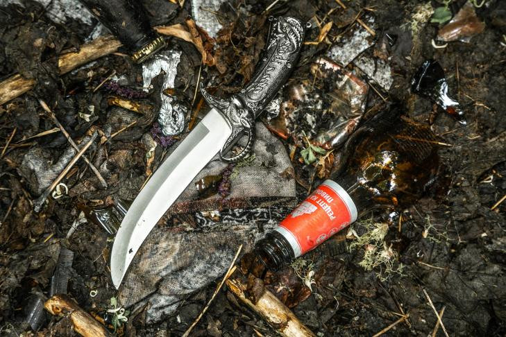 Нож в спину вонзил подруге ревнивый житель Новосибирска