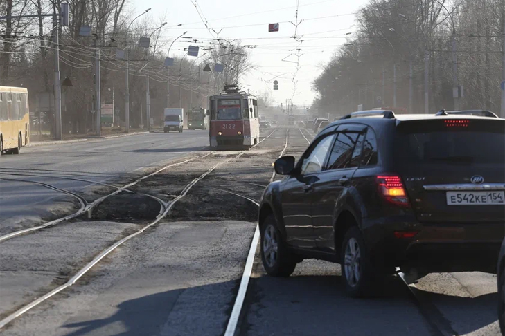 Опасные трамвайные переезды отремонтируют в Новосибирске