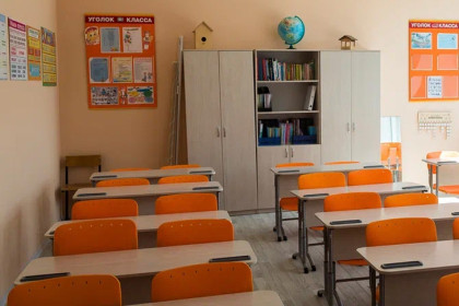 Минобр контролирует ситуацию с потолком во Вьюнской школе под Новосибирском