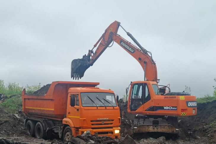 Открытое горение на Хилокском полигоне ликвидировали в Новосибирске