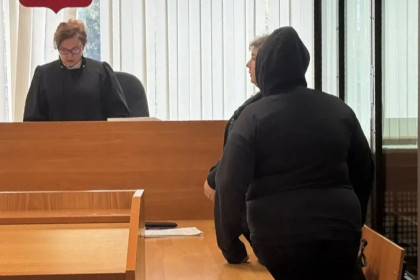 Два года колонии-поселения получила мать-убийца за ребенка в мусорном пакете