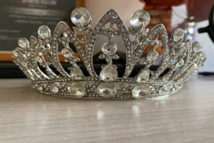 Золота и шуб наворовал сорокалетний форточник в Новосибирске