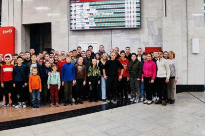 Шестьдесят кадет из Донецка будут полгода жить и учиться в Новосибирске