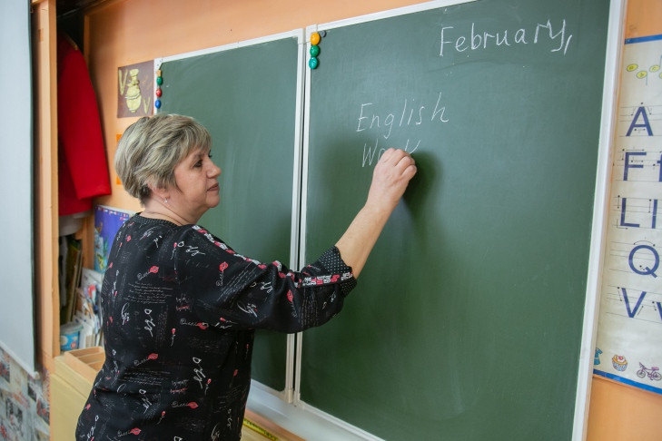 В сентябре сдашь. Малокомплектные сельские школы. Школа 56 Новосибирск. Школа 158 учителя. Школа 56 Новосибирск фото.