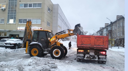 Из Новосибирска вывезли 25 тысяч кубометров снега за сутки