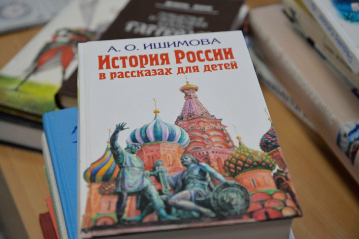 Книги по истории не дали сдать в макулатуру в Новосибирске