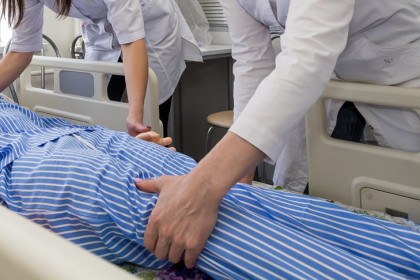 Жительнице Бердска испортили фигуру на «Эндосфере» в клинике «Елена»