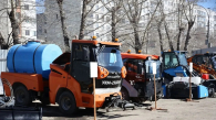 В Новосибирске готовят технику к летней уборке улиц