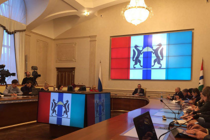 Андрей Травников рассказал о перспективах области на большой пресс-конференции
