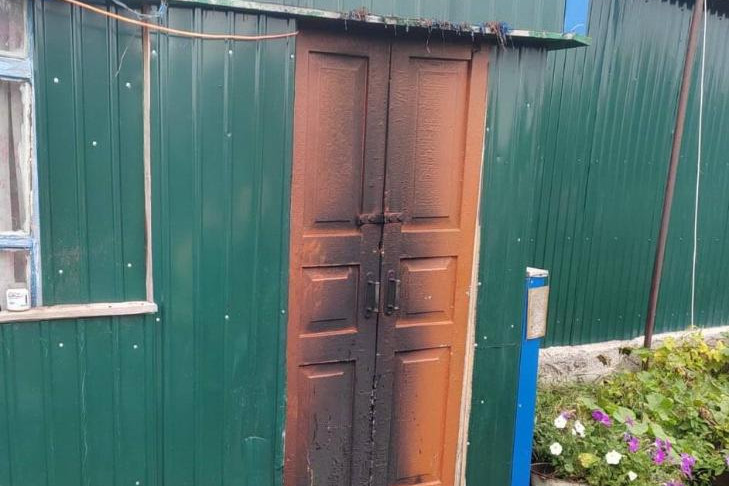 Престарелый ухажер поджег дом молодой любовницы под Новосибирском