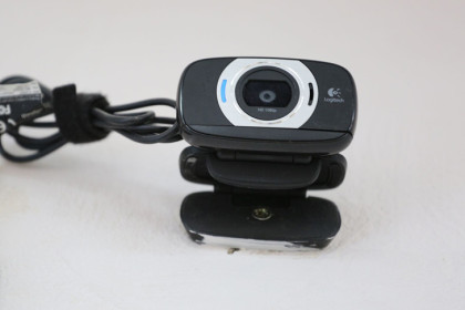 Под Новосибирском многодетная мать нашла скрытую видеокамеру в доме