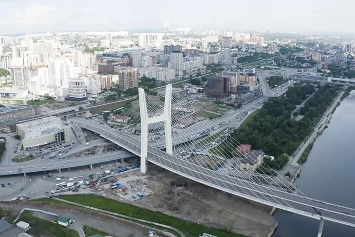 Минтранс подал иск на 12 млн к строителям четвертого моста в Новосибирске