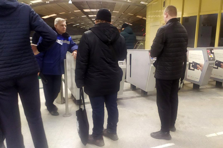 Сбой при оплате проезда ЕТК произошел в метрополитене Новосибирска