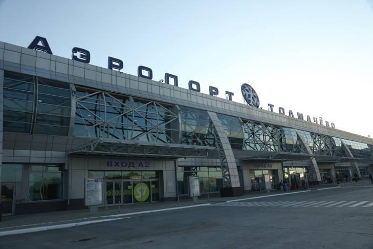 Пассажира рейса Владивосток-Новосибирск спасли во время полета