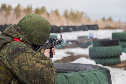 Ревнивый военный избил тростью подругу в Новосибирске