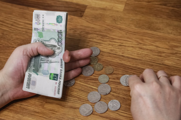 Изменения в график доставки пенсий через почтовые отделения в Новосибирске опубликовал ПФР региона