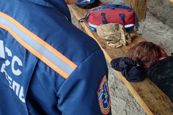 Выпила бутылку водки и пошла купаться 13-летняя девочка в Новосибирске