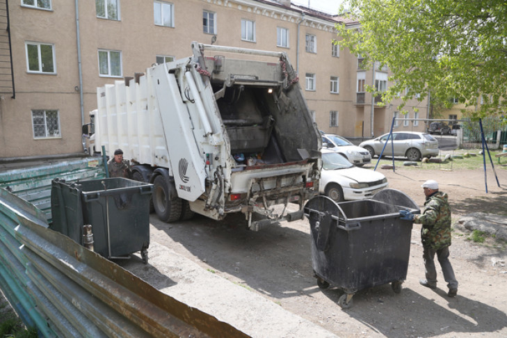 Как не платить за вывоз мусора летом в городской квартире