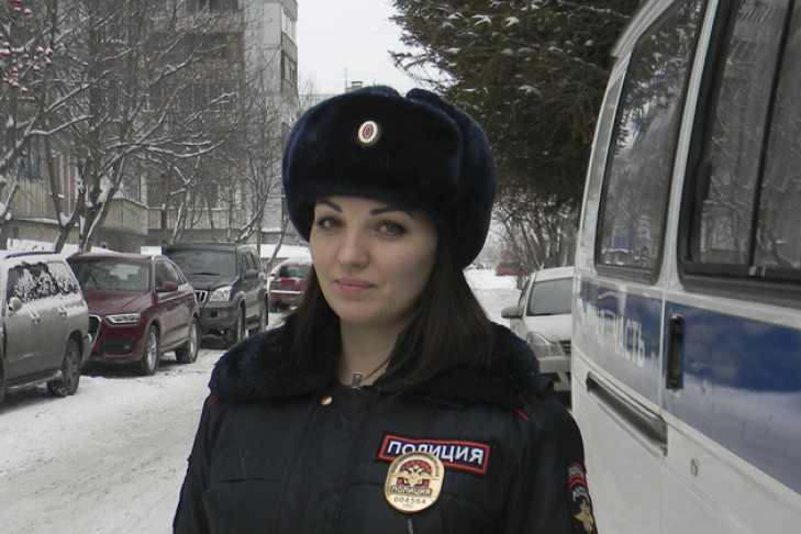 Женщина-полицейский победила в конкурсе «Народный участковый»