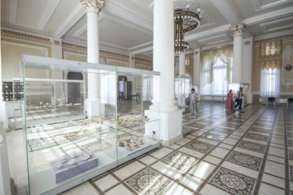 Выставка чайно-кофейной посуды зовет «Жить красиво»