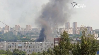В Новосибирске загорелся склад на улице Есенина
