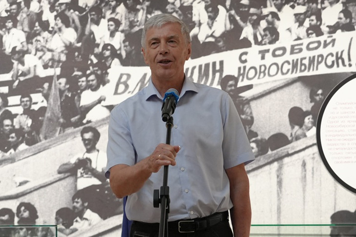 «Алексей молодец!»: чемпион Виктор Маркин про новый рекорд в беге на 400 метров