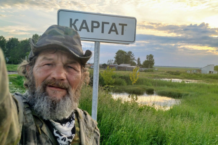 Знаменитый блогер-пешеход достиг Новосибирской области
