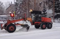Коммунальщики Бердска начали бороться с колейностью на дорогах