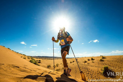 Пустыню Сахару новосибирцы пробежали за 26 часов 