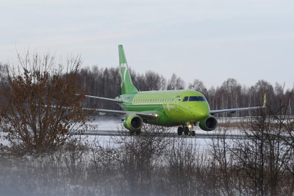 В авиакомпании S7 назвали истинную причину происшествия в аэропорту Новосибирска