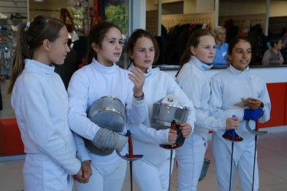 Крупнейший в стране центр фехтования открыли в Новосибирске