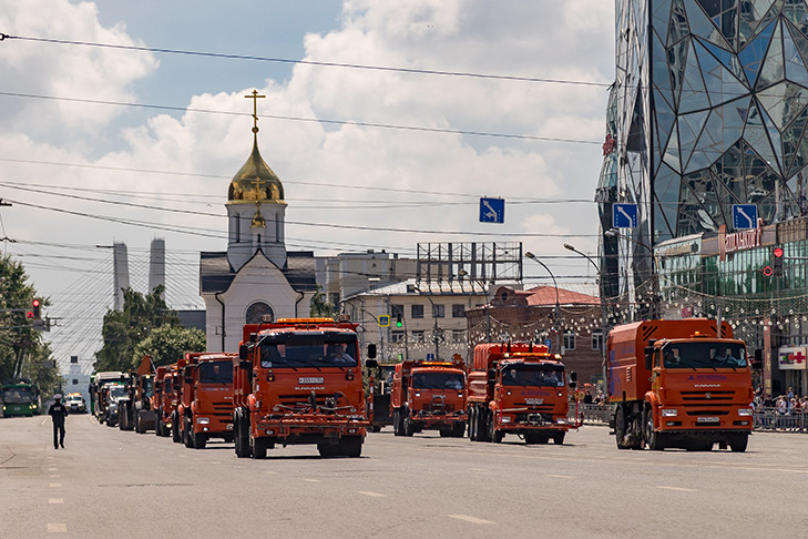 В Новосибирске на сэкономленные 57 млн рублей приобретут дополнительную спецтехнику