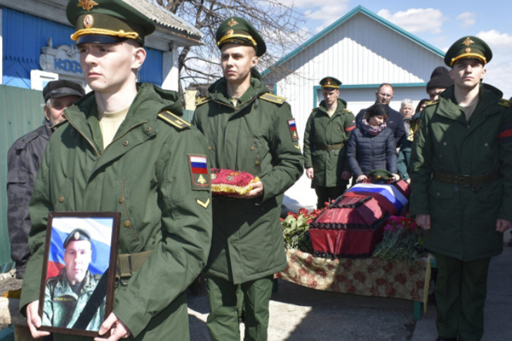 Погибшего на Украине героя похоронили в Чулымском районе