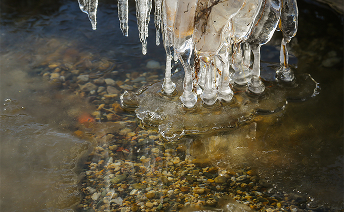 Лед разрушается на водоемах области – предупреждение МЧС