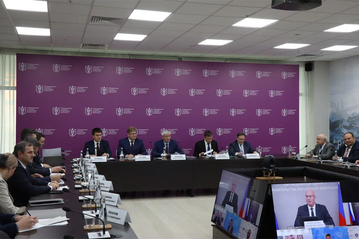 Полпред принял участие в мероприятиях финального дня V Международной олимпиады по финансовой безопасности в Красноярске