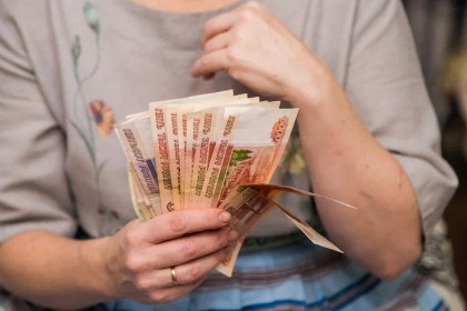 Бухгалтер в Новосибирске перевела себе 2 миллиона со счета работодателя