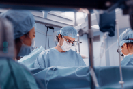 Новосибирские кардиохирурги провели уникальную операцию ребенку с пороком сердца