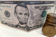 Новосибирский экономист объяснил, что будет после снижения курса доллара до 75 ₽