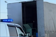 В Бердске спецслужбы оцепили фуру у «Колорлона» из-за подозрительного груза