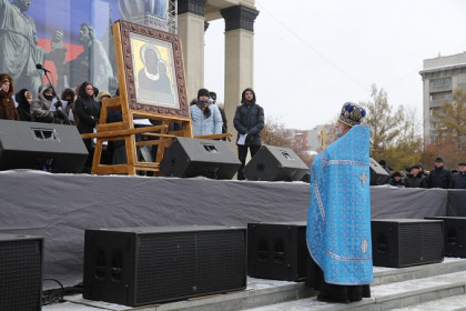 Новосибирцы молились в День народного единства 