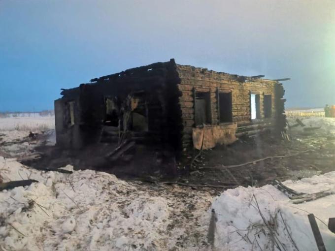 Трое мужчин сгорели в селе Шарчино из-за курения