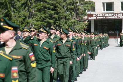 Офицеры со всей России съехались на юбилей НВВКУ