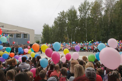 Школьные линейки проведут для 1 и 11 классов в Новосибирске